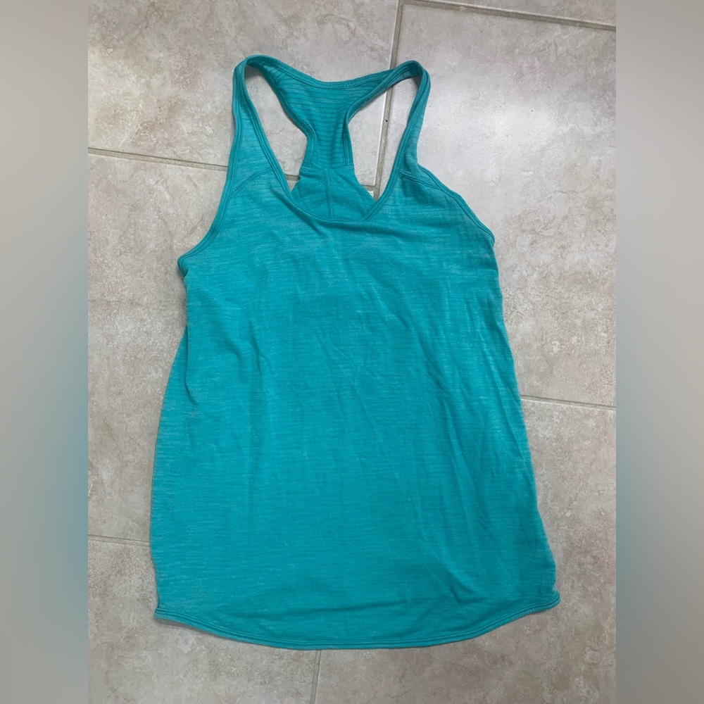 Lululemon tank top size 4